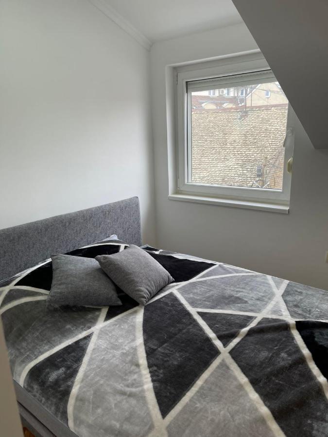 Stan Centar Ns Appartement Novi Sad Buitenkant foto